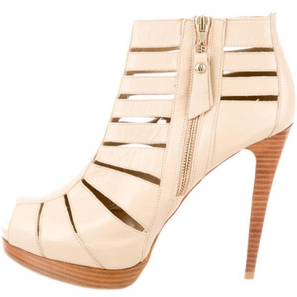 Stuart Weitzman Shoes - Stuart Weitzman Leather Peep-Toe Ankle Boots beige wood heal Gladiator size 10.5